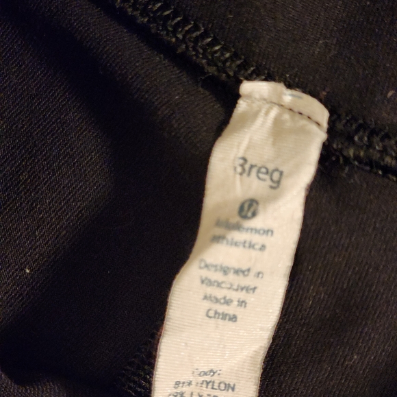LULULEMON Black Luon Knit Boot Cut Leggings. sz 8. - Picture 4 of 4